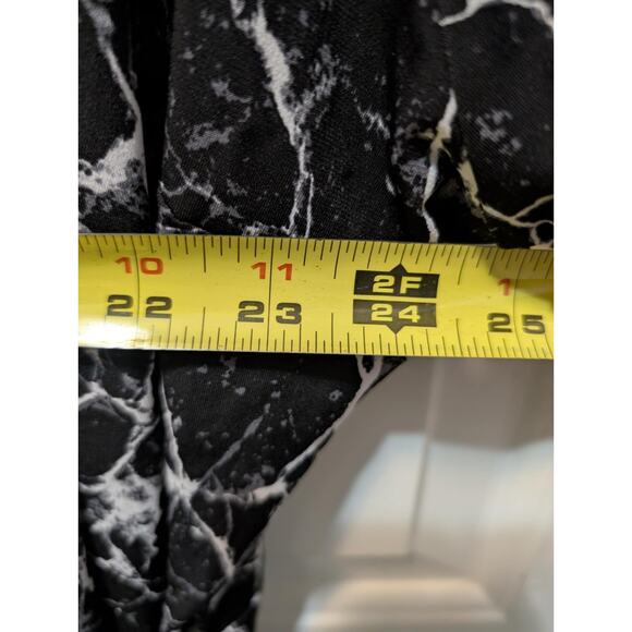 The Limited Wrap Dress Casual Plus Size 3X Black White Crackle Paint Stretch - Picture 4 of 6